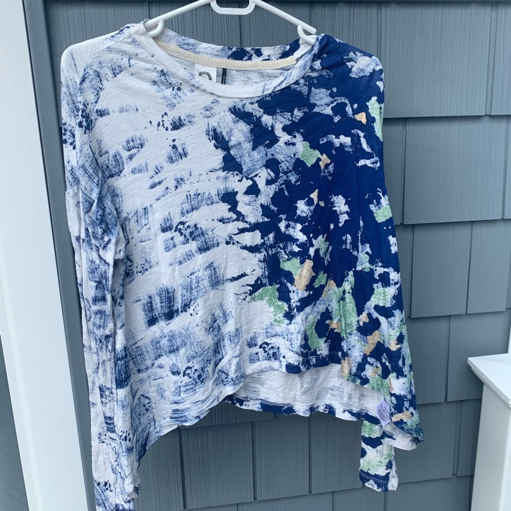 Long sleeve top